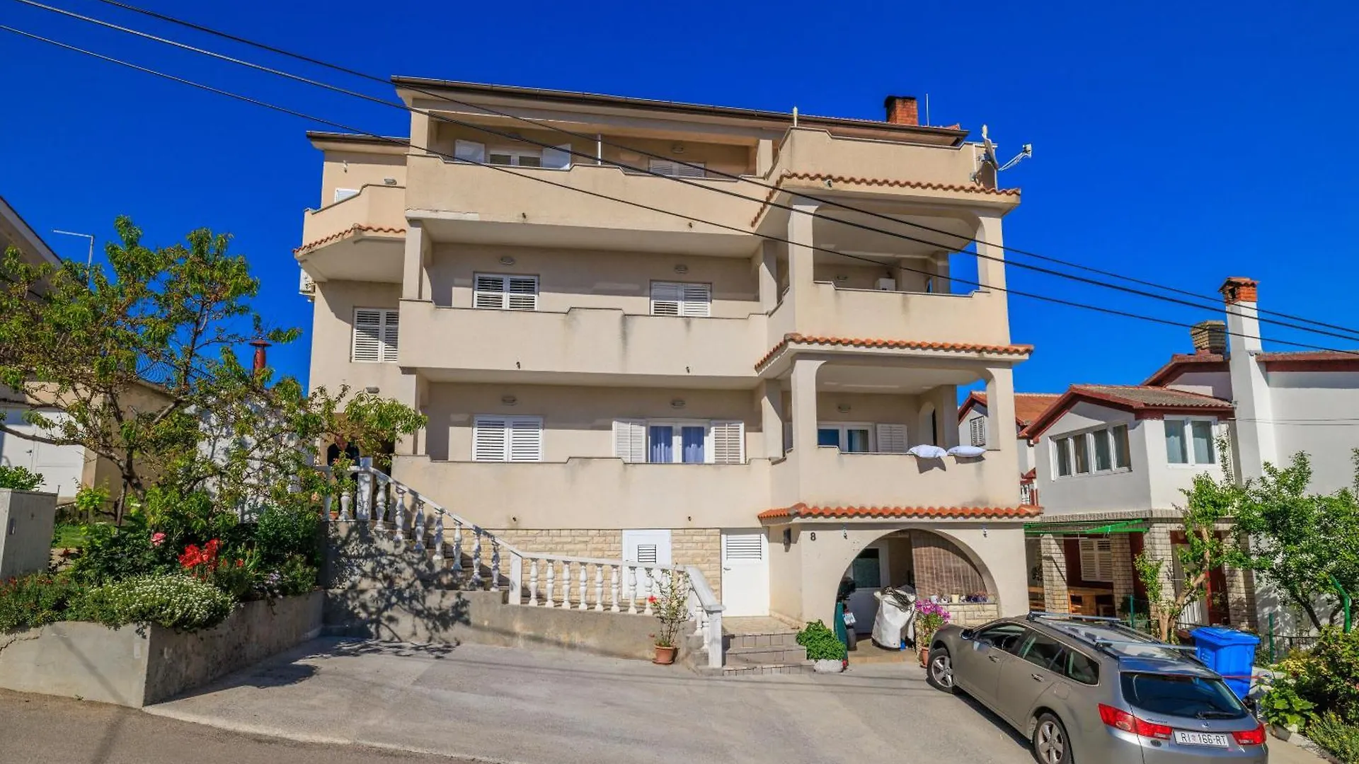 Apartments Marija contacts